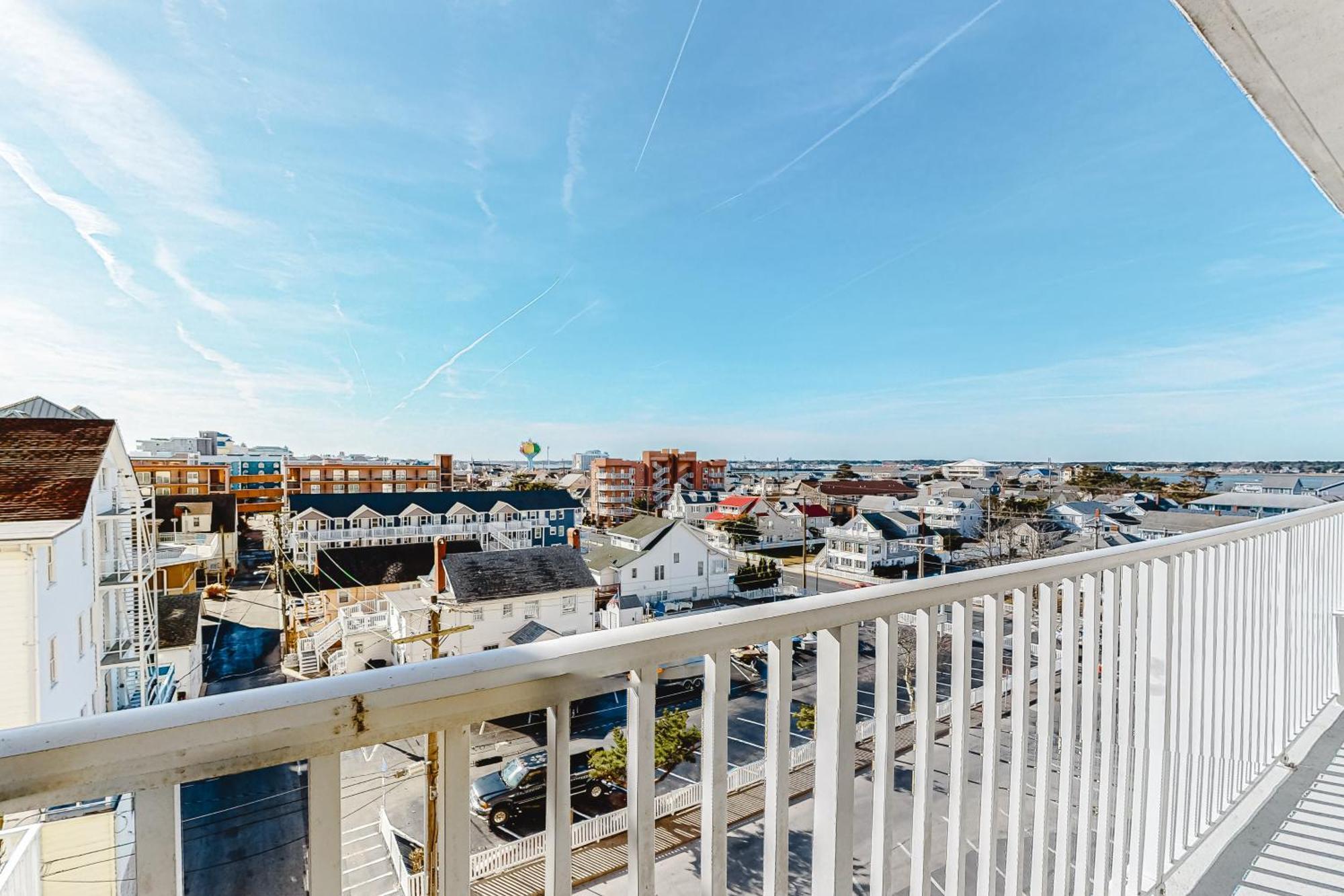 South Beach Ocean City Rum bild